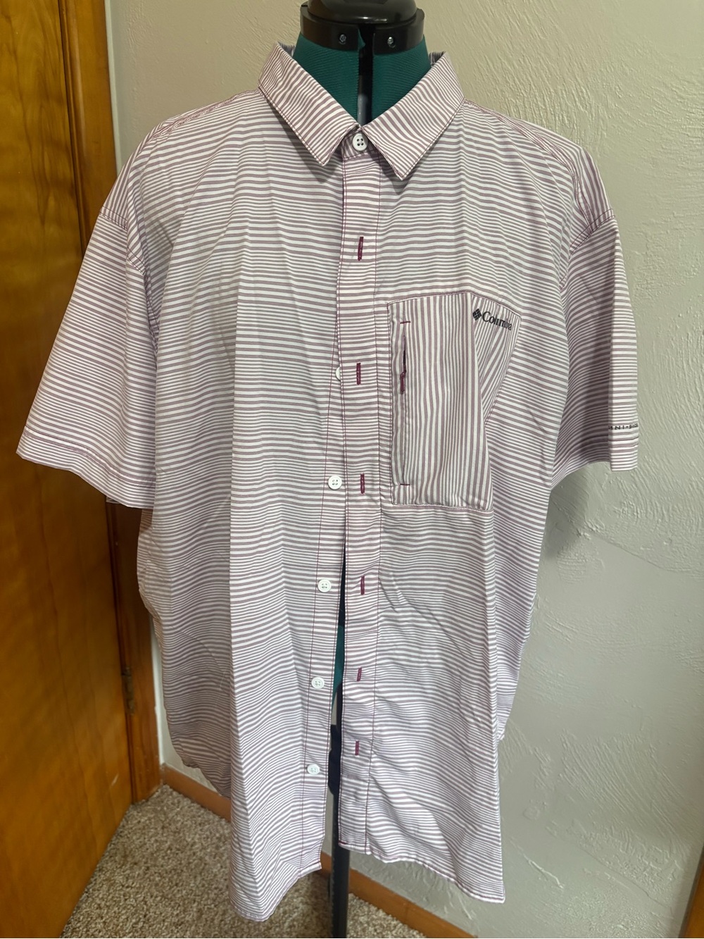 Columbia Short Sleeve Button-Up Shirt in White with Burgundy Stripes